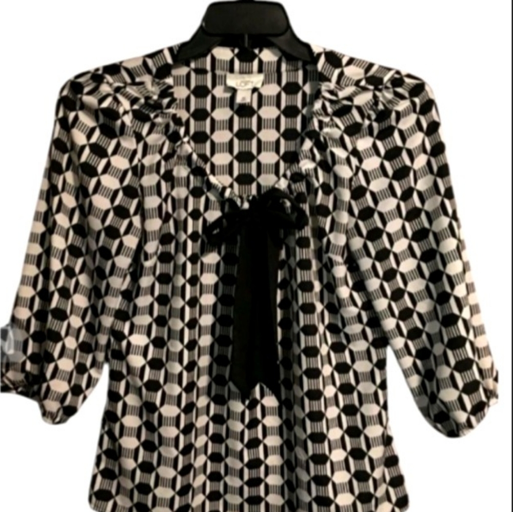 LOFT Monochrome Geometric Blouse